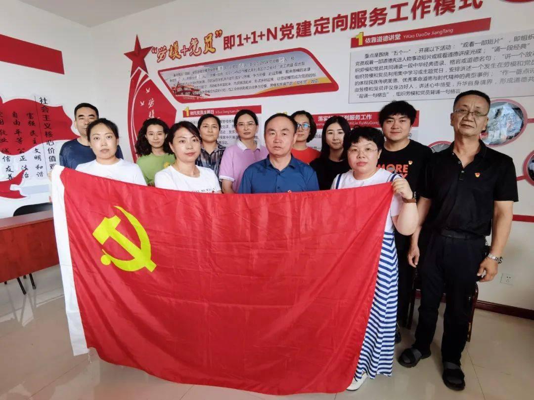 养了五个月的猫可以送人吗？游戏画面